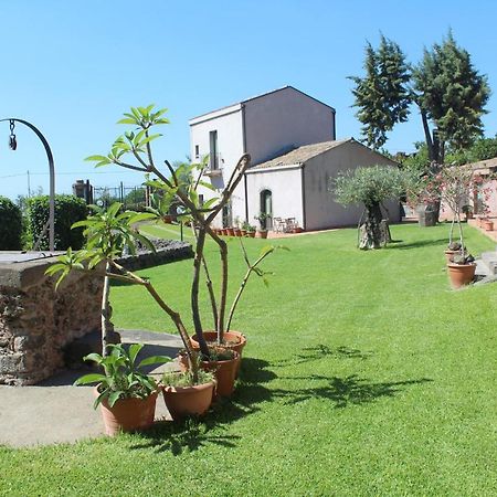 Villa Il Giardino Degli Ovali à Fiumefreddo di Sicilia Extérieur photo