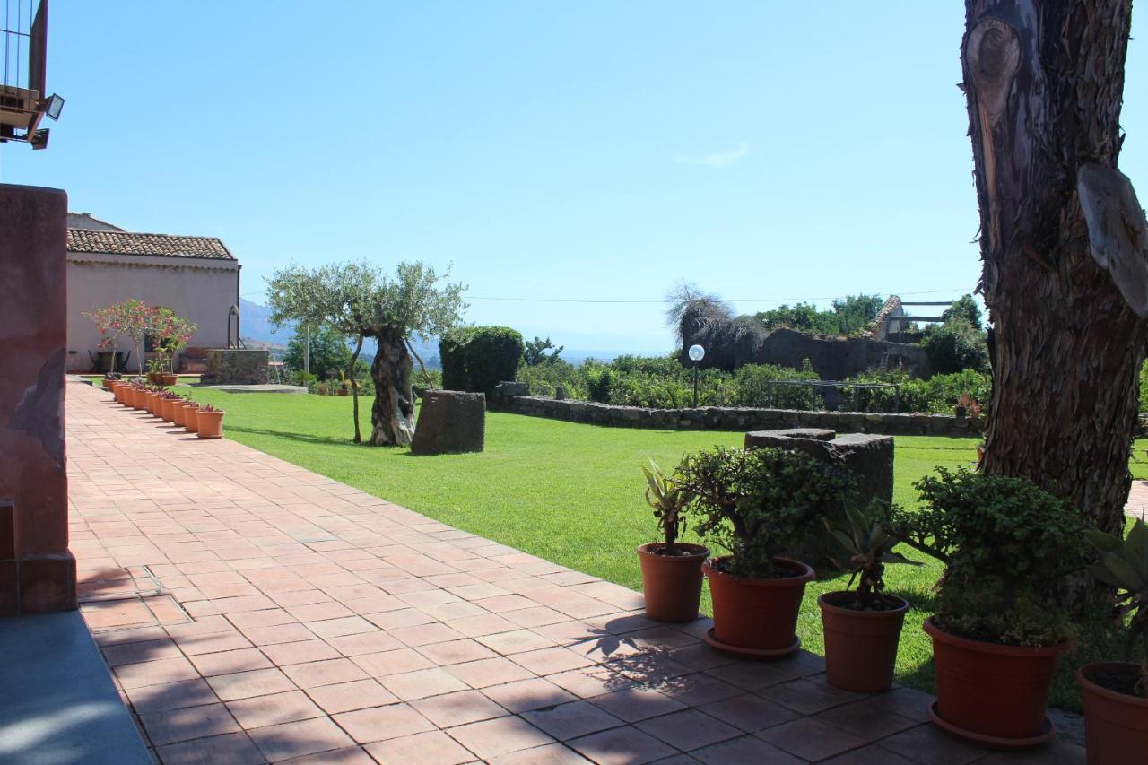 Villa Il Giardino Degli Ovali à Fiumefreddo di Sicilia Extérieur photo