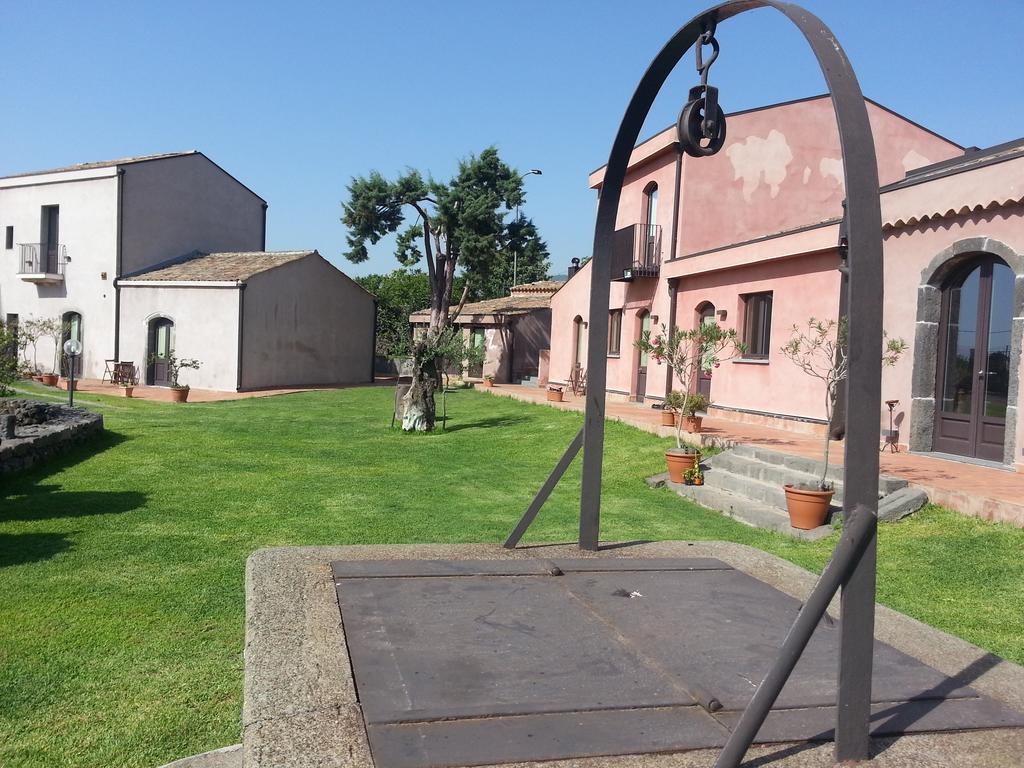 Villa Il Giardino Degli Ovali à Fiumefreddo di Sicilia Extérieur photo