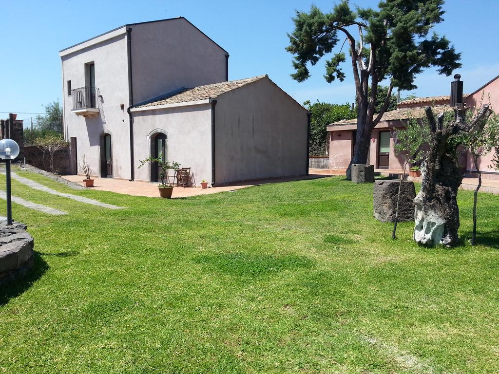 Villa Il Giardino Degli Ovali à Fiumefreddo di Sicilia Extérieur photo